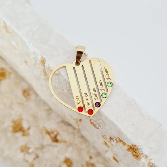 Családi Szív Nyaklánc - 5 Név - 18K Sárga Aranyozott 925 Sterling Ezüst  Swarovski Kristály - Körkapocs