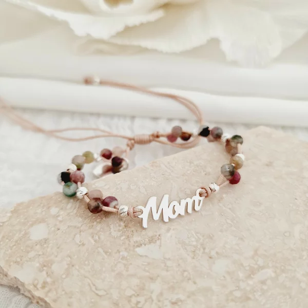 ÉLETERŐ Karkötő - Anyai Kötelék - MOM, szív charm és 925 Sterling Ezüst gömbök, - Fazettált Turmalin ásvány gyöngyök - Zöld zsinór