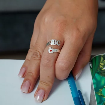 Ezüst Gyűrű Swarovski kristályokkal - Az ábécé ragyogása