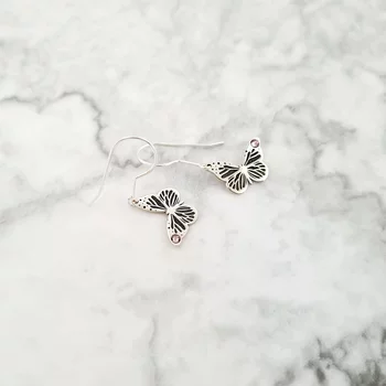 Ezüst Hosszú Pillangó Fülbevaló Swarovski kristállyal