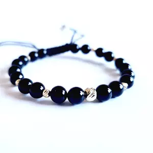 Féldrágakövekből készült karkötő - Onyx 2 x 2 1 5 mm-es golyóval és 10 3 mm-es golyóval 14K aranyból - Tartós és állítható fekete zsinór