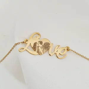 Fényképes Nyaklánc - LOVE Medál - 18K Sárga Aranyozott 925 Sterling Ezüst - Körkapocs