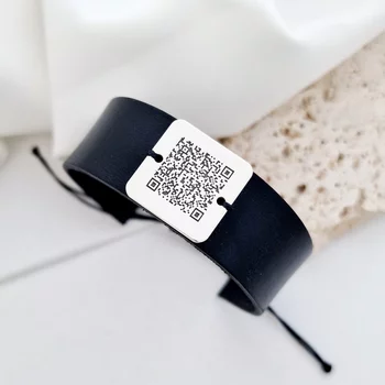 Széles Bőr Karkötő Ezüst QR Kód Lemezzel