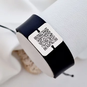 Széles Bőr Karkötő Ezüst QR Kód Lemezzel