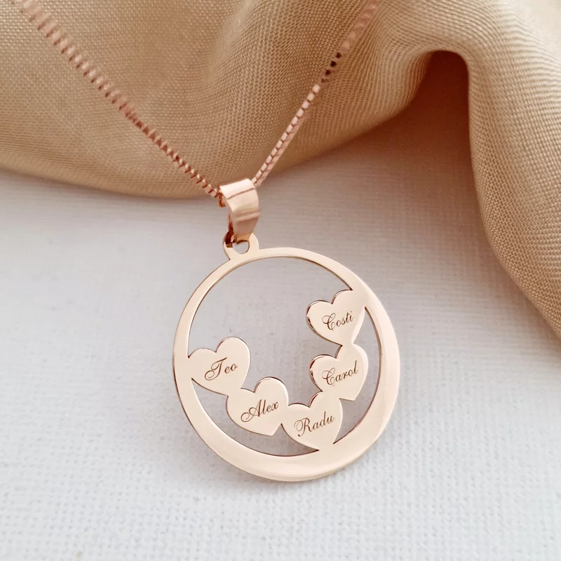 Gravírozott Szívek Nyaklánc - 5 Név - 18K Rozé Aranyozott 925 Sterling Ezüst - Körkapocs
