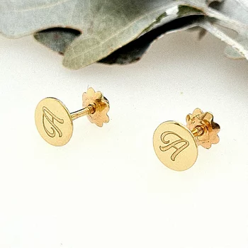 14K Baba Érme Fülbevaló Monogrammal