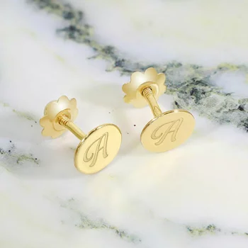 14K Baba Érme Fülbevaló Monogrammal