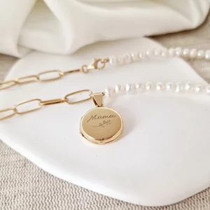 Gyöngy Nyaklánc - Emlékek Medálja - Nagy Szemű Lánc és Gyöngysor - 18K Sárga Aranyozott  925 Sterling Ezüst - Delfin kapocs