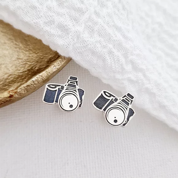 925-ös Ezüst Fülbevaló - Fényképezőgép, 12 x 12 mm