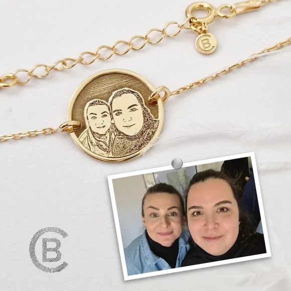 Karkötő Gravírozott Fénykép - Mindig Közel - 18K Sárga Aranyozott 925 Sterling Ezüst - Dombormű Gravírozás - Lánc