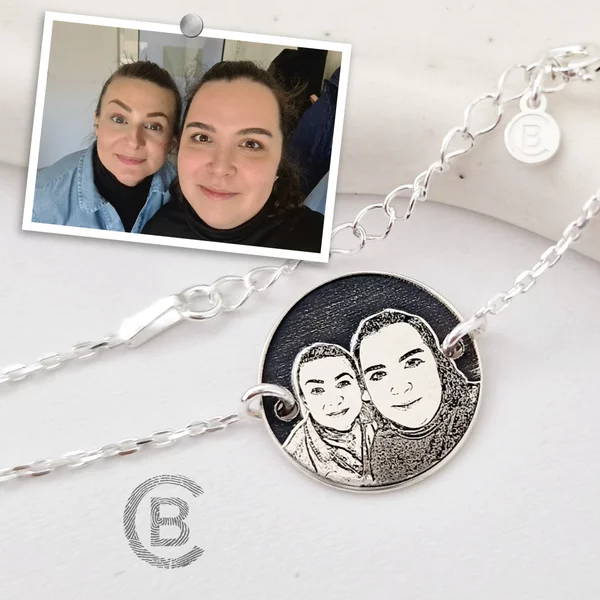 Karkötő Gravírozott Fénykép - Mindig Közel - 925 Ezüst - Dombormű Gravírozás - Lánccal