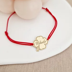 Karkötő Névvel - 925 Sterling Ezüst 18K Sárga Aranyozott Lóhere - Állítható méret, különböző színű zsinór