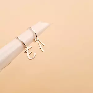 Ezüst Monogram Karika Fülbevaló