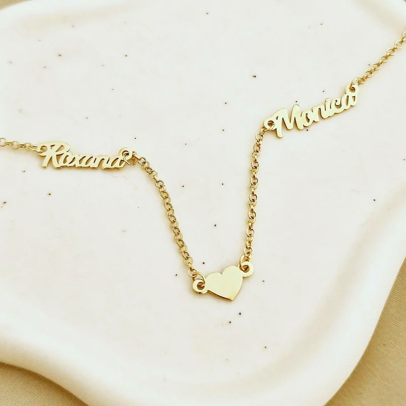 Név Nyaklánc - Kapcsolódás - 2 Név és 1 Szívecske - 925-ös Ezüst 18K Sárga Arany bevonattal