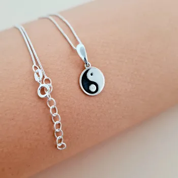 Ezüst Ying Yang Nyaklánc Gyémántokkal