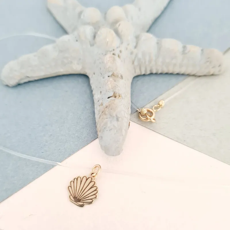14K Sárga Arany Choker - Tengeri kagyló Medál- Szilikon lánc karabineres csattal