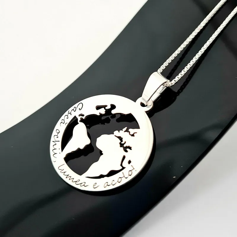 Személyre szabott lánc üzenettel - 2D Globe Pendant - 925 ezüst