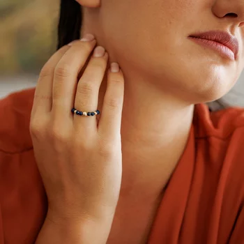 SOLO ÉLETERŐ gyűrű - Lazurit gyöngyök és 18 K Sárga Aranyozott Ezüst golyók