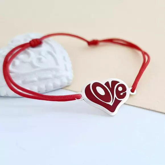 Személyre szabott karkötő - LOVE szív zománccal díszítve - Ezüst 925 - Állítható zsinór, többféle szín