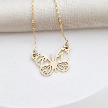 14K Pillangó nyaklánc monogrammal