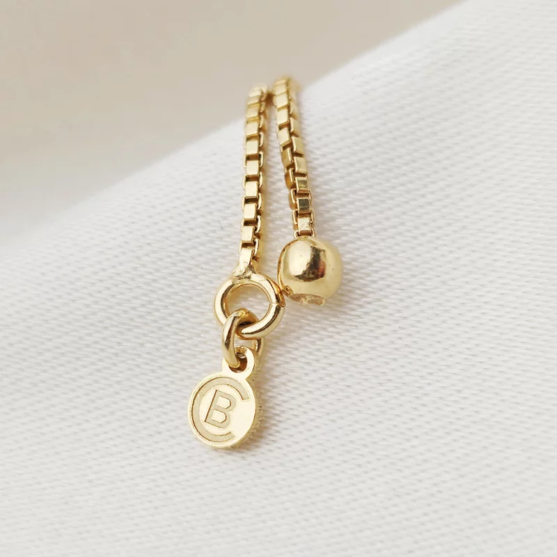 Bratara cu Perle si Initiala - Model elegant cu 3 perle, bilute si lantisor glisant - Argint 925 placat cu Aur galben 18K picture - 3