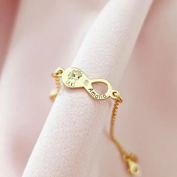 Brățară personalizata cu simbolul infinitului, unicorn și nume – Diamant natural - Argint 925 placat cu Aur Galben 18K  Cu lantisor fata/baiat