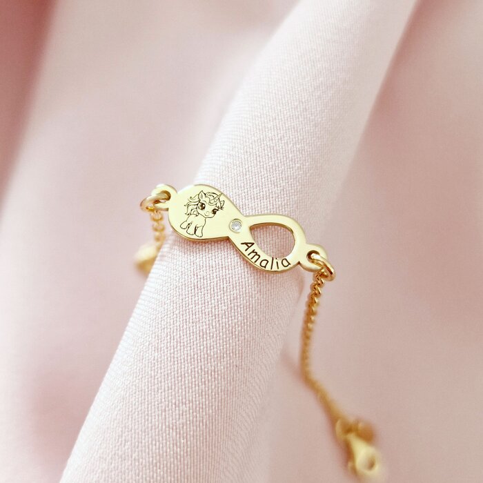 Brățară personalizata cu simbolul infinitului, unicorn și nume – Diamant natural - Argint 925 placat cu Aur Galben 18K Cu lantisor fata/baiat