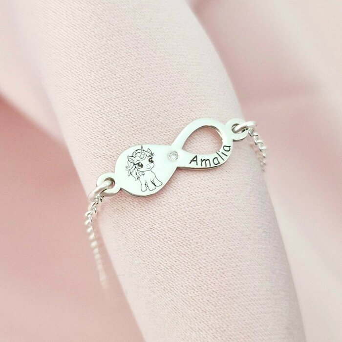 Brățară personalizata cu simbolul infinitului, unicorn și nume – Diamant natural - Argint 925 Rodiat Cu lantisor fata/baiat
