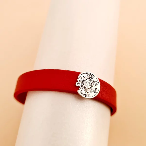 Bratara personalizată  - Pandantiv Luna si Soare - Argint 925 - Curea din piele cu catarama