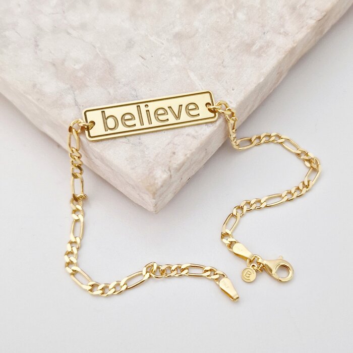 Bratara personalizata - placuta cu text personalizat Believe - Argint 925 placat cu Aur Galben 18K - bratara barbati cu lant