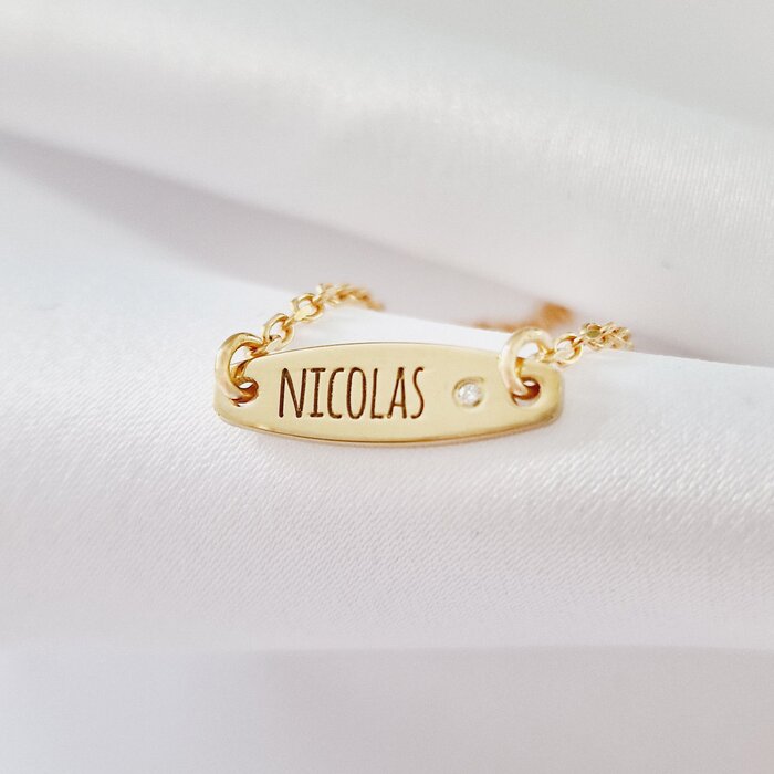 Brățară placuta personalizata cu nume de baiat – Diamant natural - Argint 925 placat cu Aur Galben 18K - Cu lantisor fata/baiat