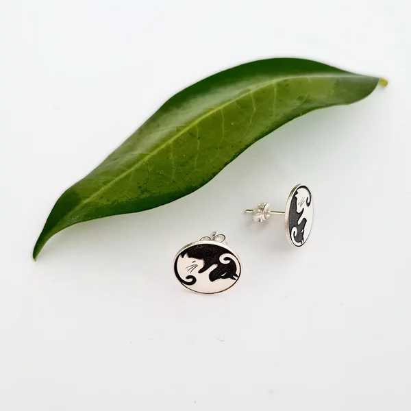 Cercei pisica si caine - Simbol Yin&Yang - Argint 925 - Inchidere surub