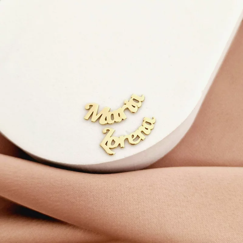 Cercei Personalizati cu Nume – Design Arcuit – Argint 925 placat cu Aur galben 18K picture - 5