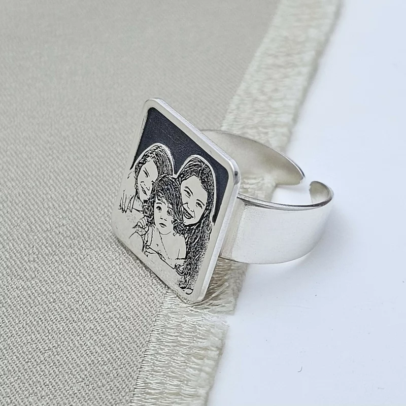 Inel personalizat cu poza - Amintire in patrat - Model fotogravura relief - Argint 925 picture - 4