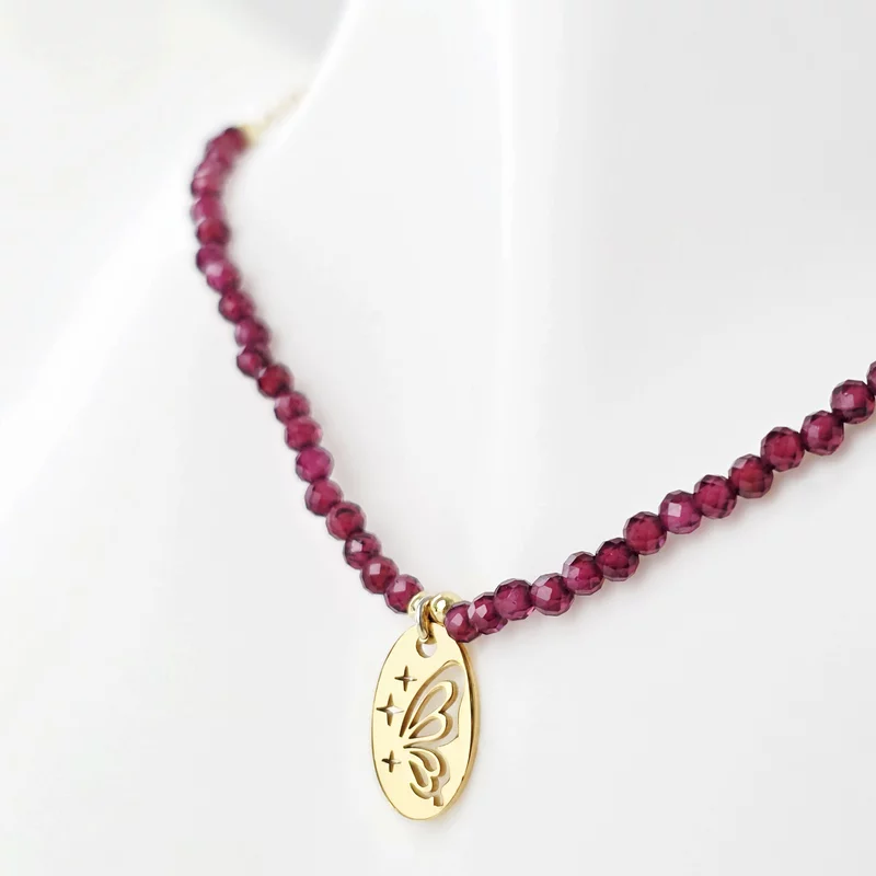 Lantisor Butterfly - Pietre Granat & Pandantiv cu Aripa Fluturas - Argint placat cu Aur Galben 18K picture - 3