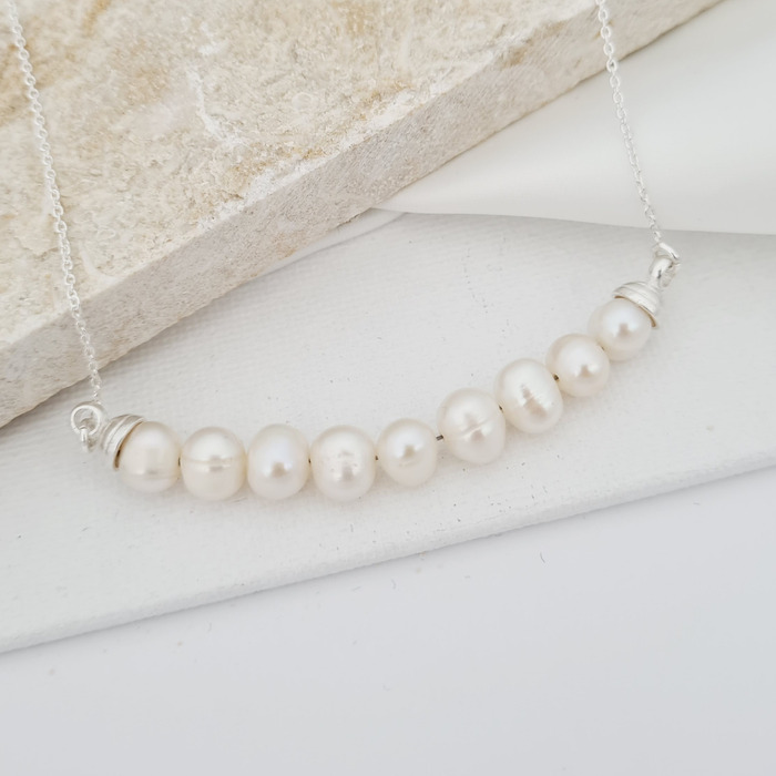 Lantisor cu perle - gratie fermecatoare - model 9 perle cu lantisor - argint 925