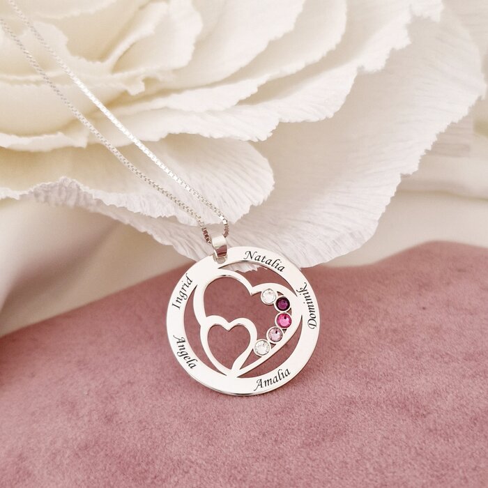 Lantisor familie unita - inimi in disc - 5 nume si cristale swarovski - argint 925