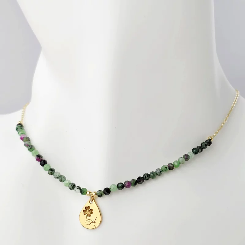 Lantisor Lucky - Pietre Epidot & Pandantiv cu Initiala si Trifoi - Argint placat cu Aur Galben 18K picture - 2