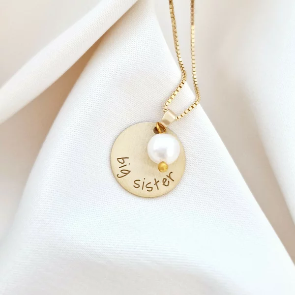 Lantisor My Sister – Argint 925 placat cu Aur Galben 18K si charm picatura de Perla