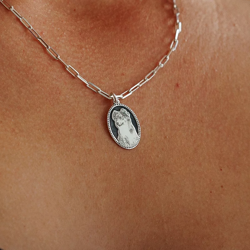 Lantisor personalizata cu poza - Ovalul Amintirilor - Model fotogravura relief - Argint 925 picture - 3