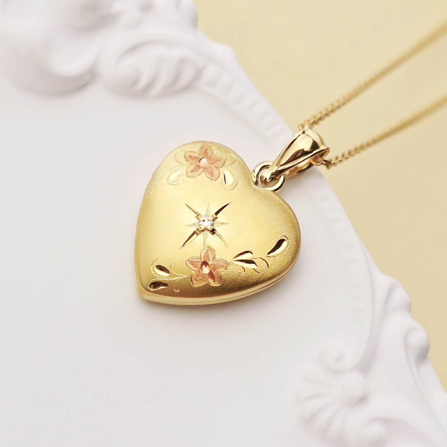 Medalion inima cu poze in interior - Floral Diamond - Argint 925 placat cu Aur Galben 18K