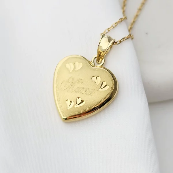 Medalion inima cu poze in interior - Mama Engraved - Argint 925 placat cu Aur Galben 18K