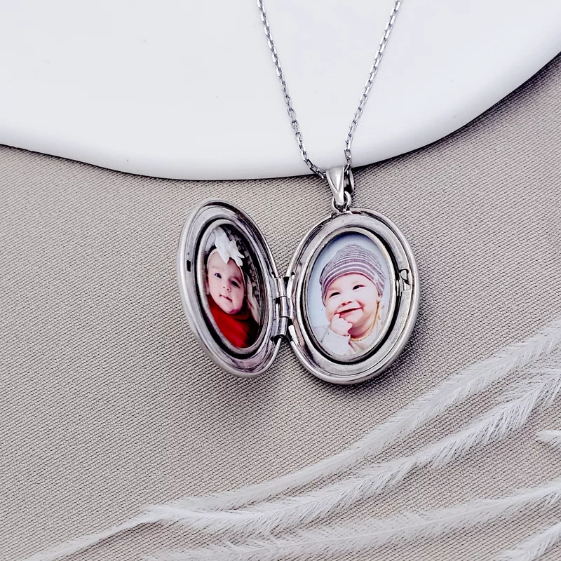 Medalion oval cu poze in interior - Little Footsteps - Argint 925 rodiat & placat cu Aur Galben 18K - Cristal White Zirconia picture - 8