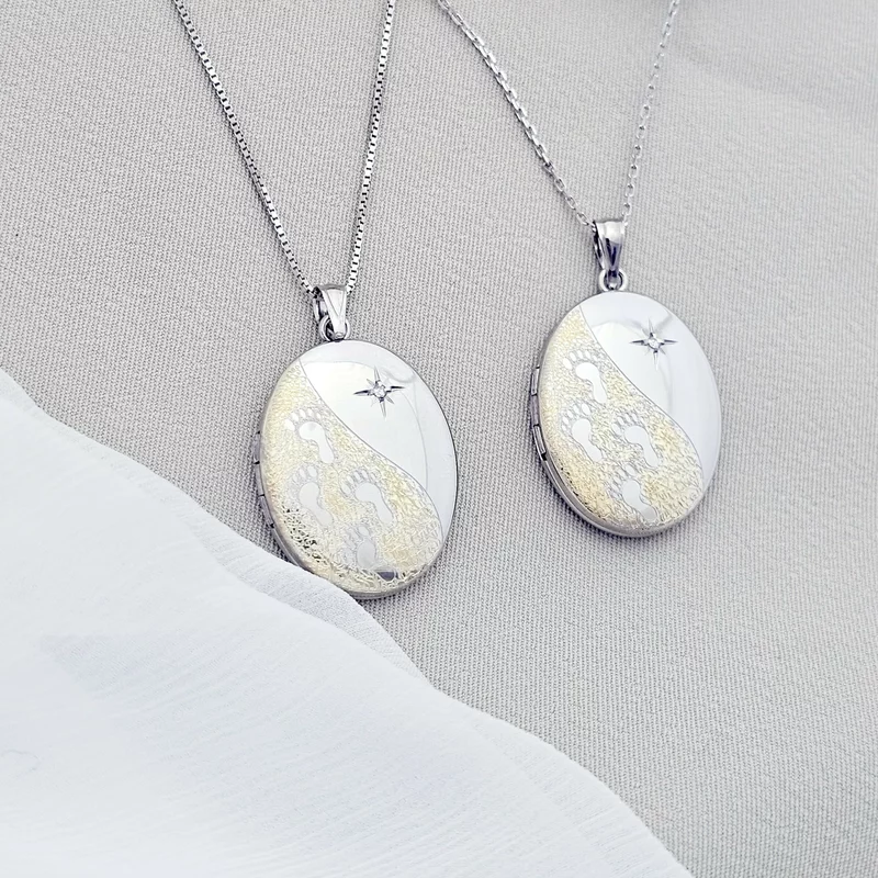Medalion oval cu poze in interior - Little Footsteps - Argint 925 rodiat & placat cu Aur Galben 18K - Cristal White Zirconia picture - 9