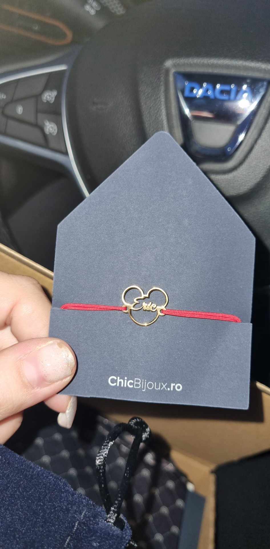Recenzie Bratara personalizata cu nume - Forma Soricel - Argint 925 placat cu Aur Galben 18K - Snur reglabil, diverse culori - Natalia J.