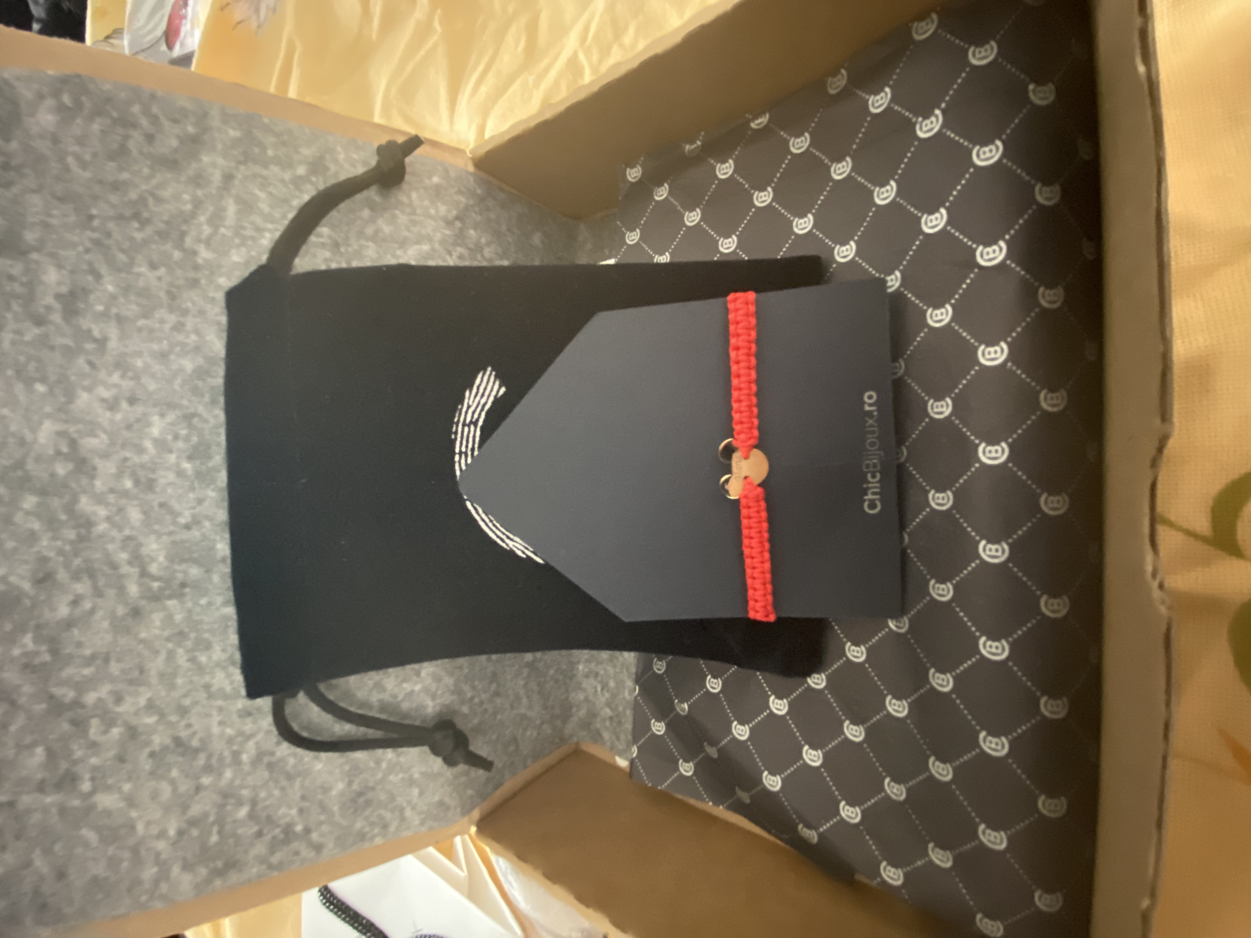 Recenzie Bratara personalizata cu nume - Forma Soricel - Aur Galben 9K - snur reglabil - Elena D.