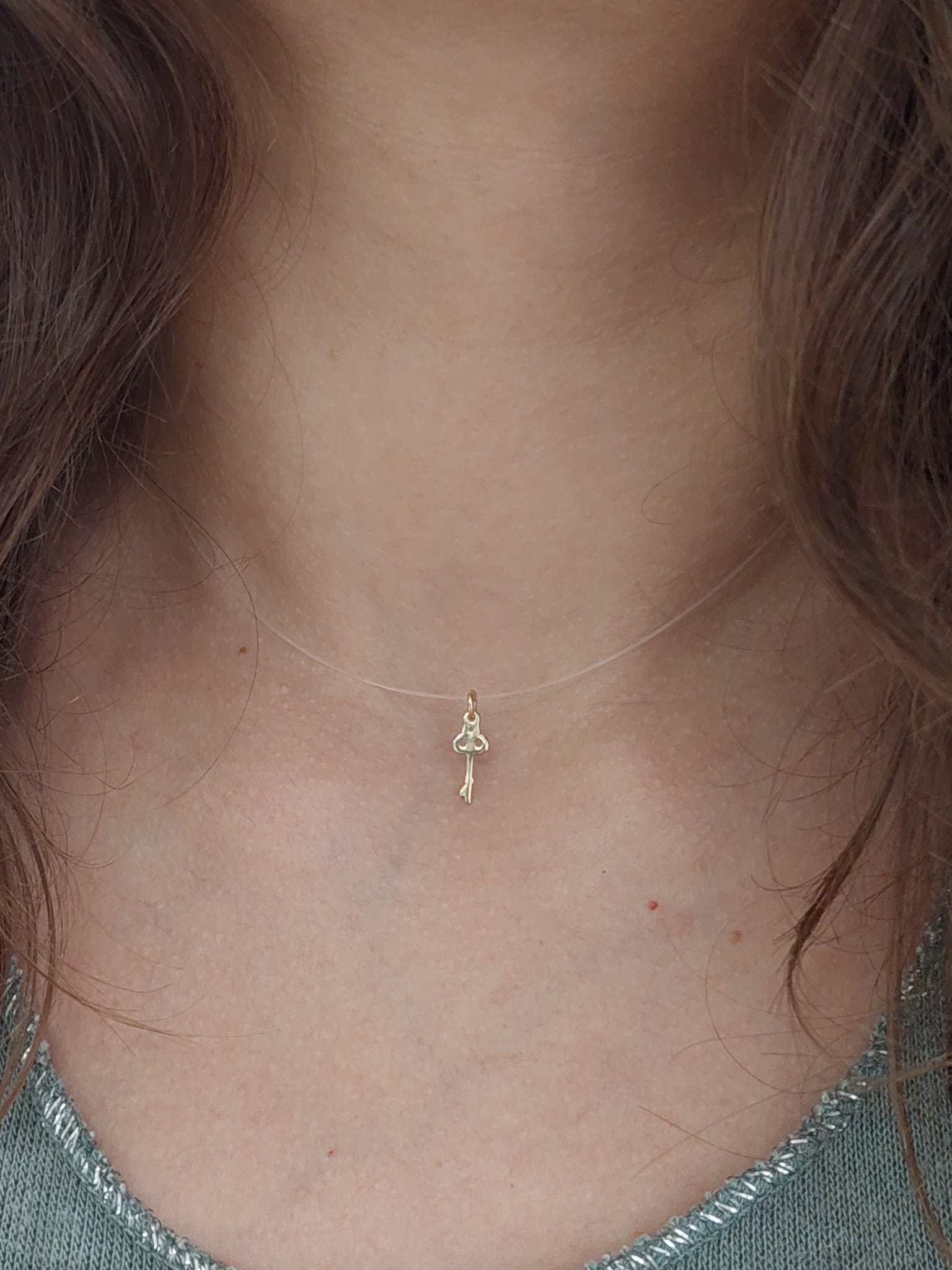 Recenzie Choker Aur Galben 14K - Pandantiv Cheie - Lant silicon cu inchizatoare carabina - Amalia S.