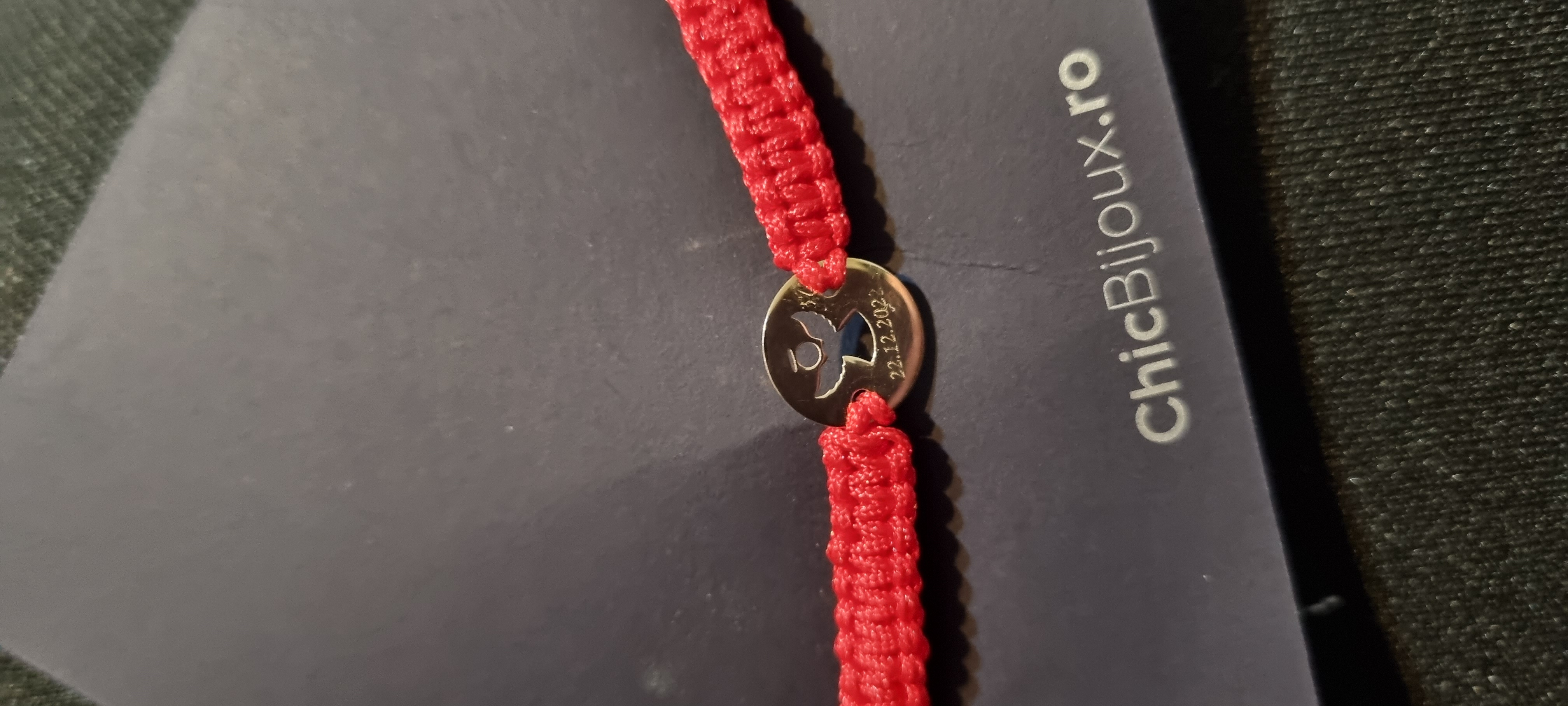 Recenzie Bratara personalizata - Banut 10 mm - Inger pazitor decupat cu aripi deschise - Aur Galben 9K - Snur impletit reglabil - LUMINIȚA T.