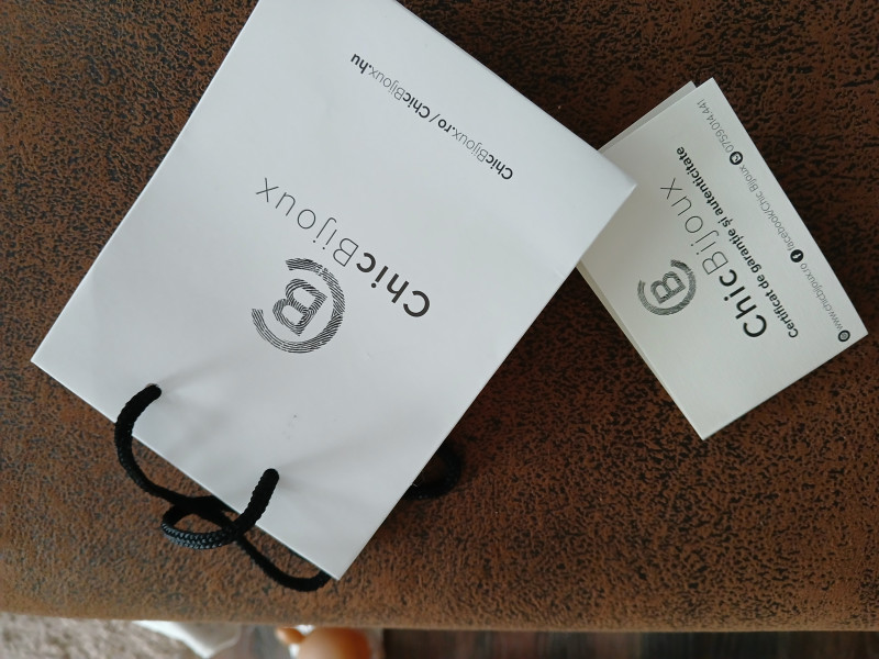 Recenzie Plasuta de cadou Chic Bijoux - Elisabeta Neagu