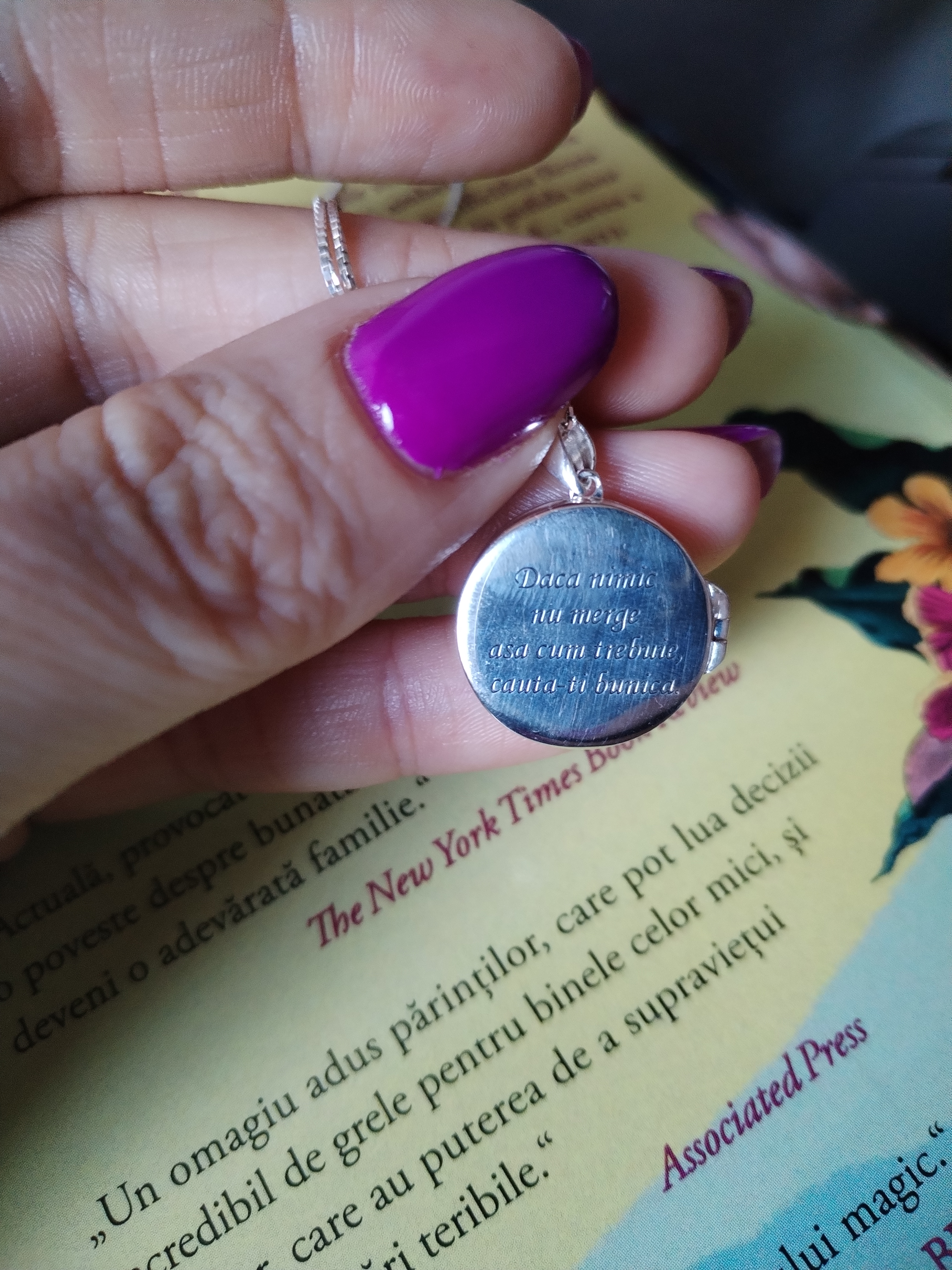 Recenzie Medalion Copacul Vietii - Locket cu poze in interior - Argint 925 - Catalina B.